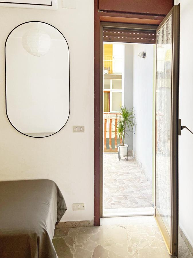 Casa Casti Lägenhet Misterbianco Exteriör bild